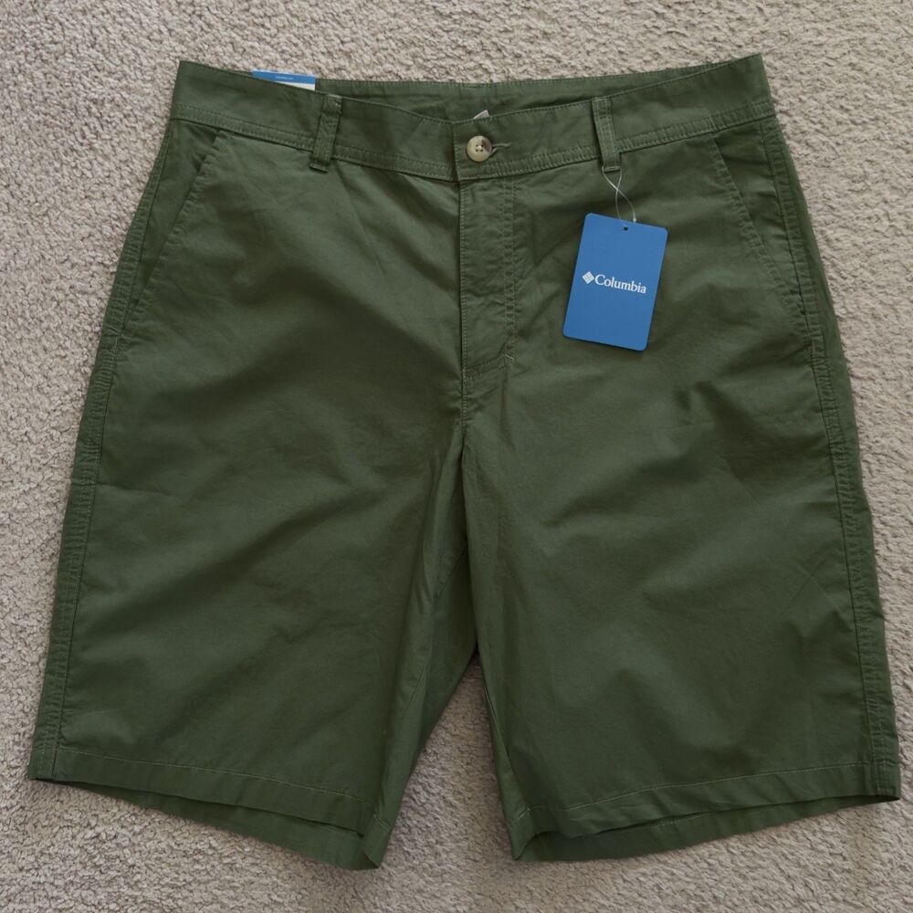 Columbia Washed Out Shorts Men Size 32 Regular 10” Inseam Green Chino Cotton NEW